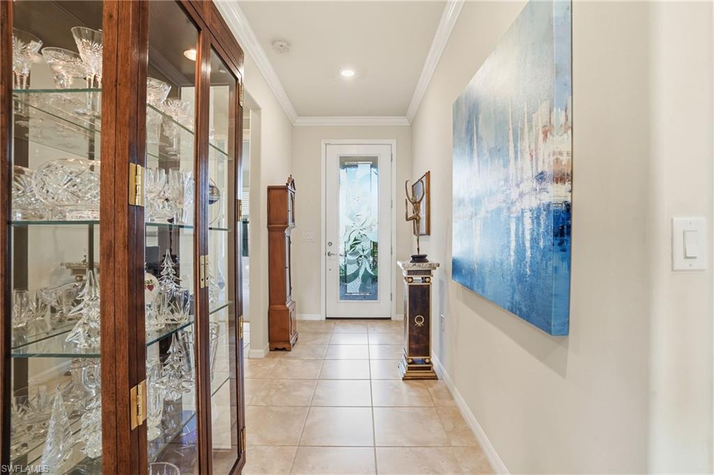 HAMPTON LAKES - Residential