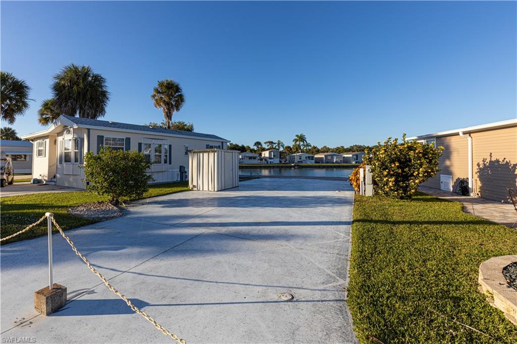 IMPERIAL WILDERNESS - Land