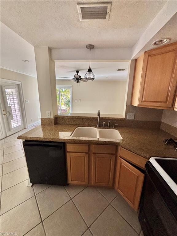 PROVINCETOWN - Residential