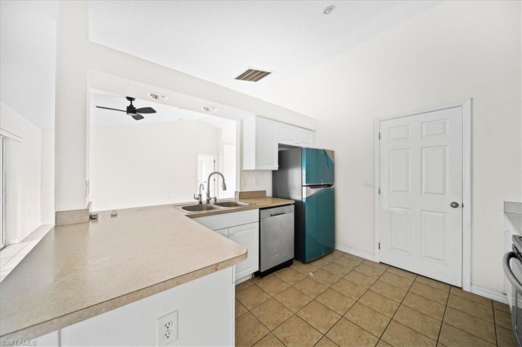 LEHIGH ACRES - Residential Lease