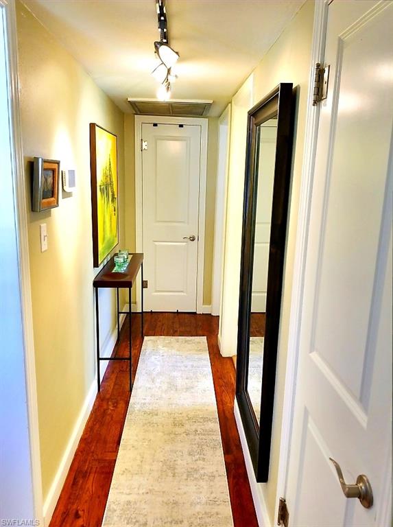 ALLEN COURT - Residential