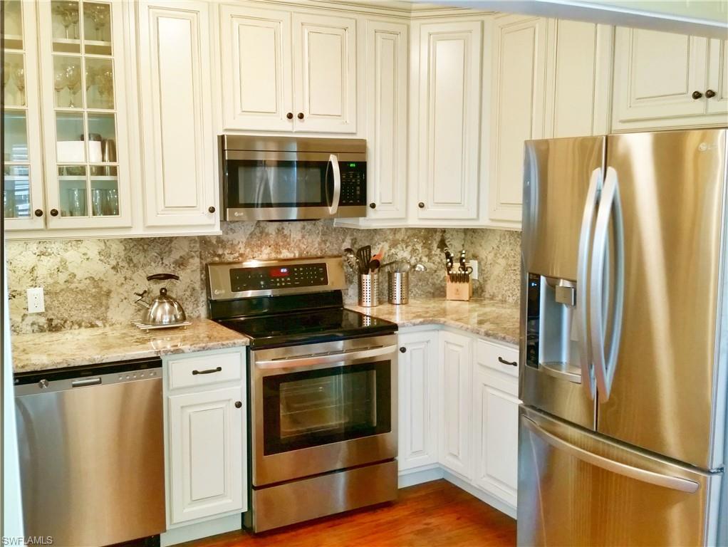 ALLEN COURT - Residential