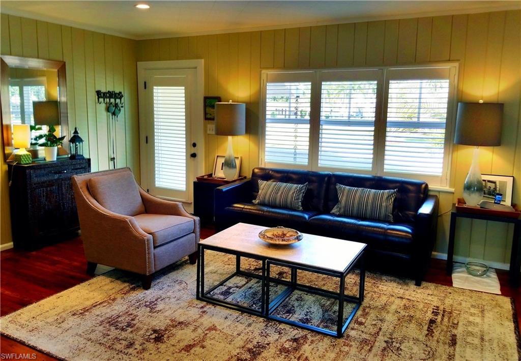 ALLEN COURT - Residential