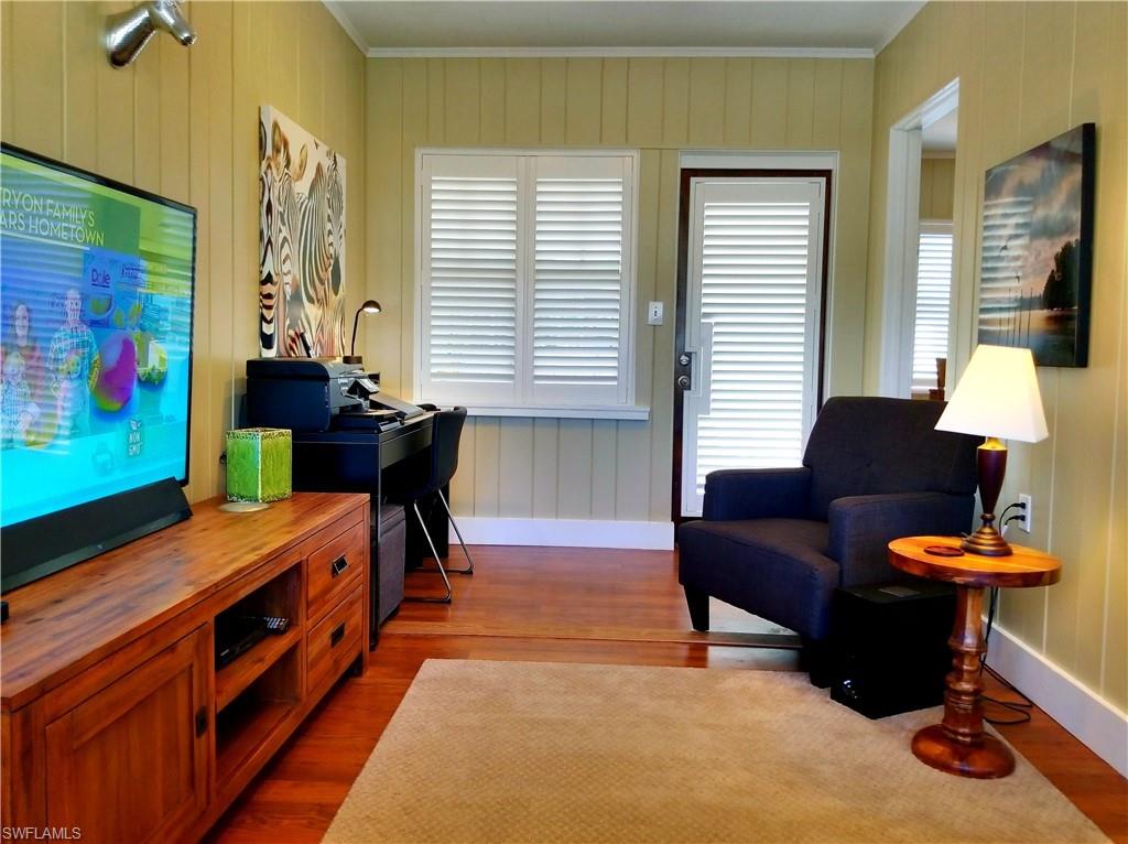 ALLEN COURT - Residential