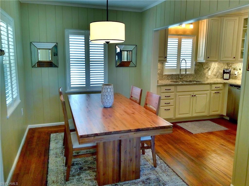 ALLEN COURT - Residential