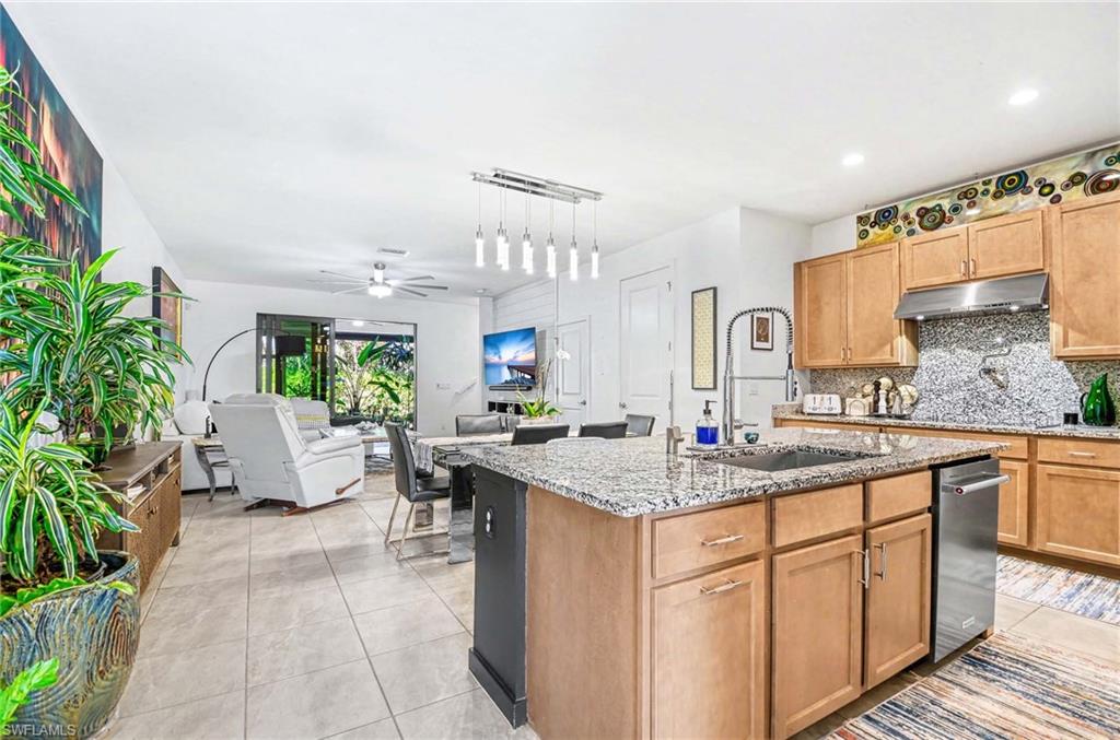 HAMILTON PLACE - Residential