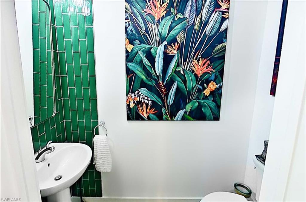 HAMILTON PLACE - Residential