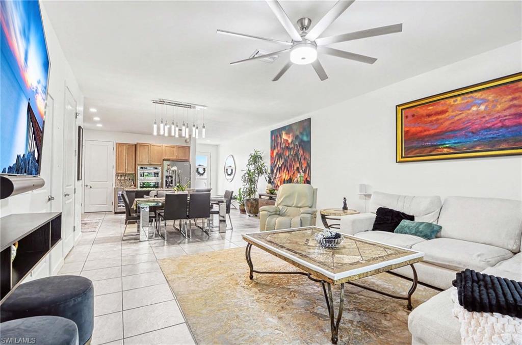 HAMILTON PLACE - Residential