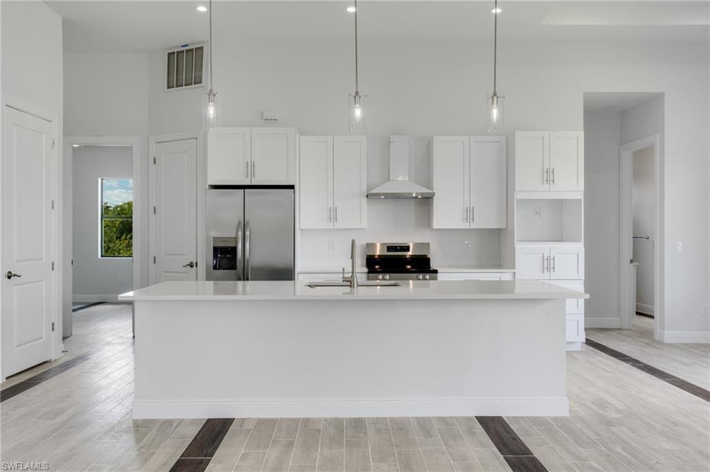 CAPE CORAL - Residential