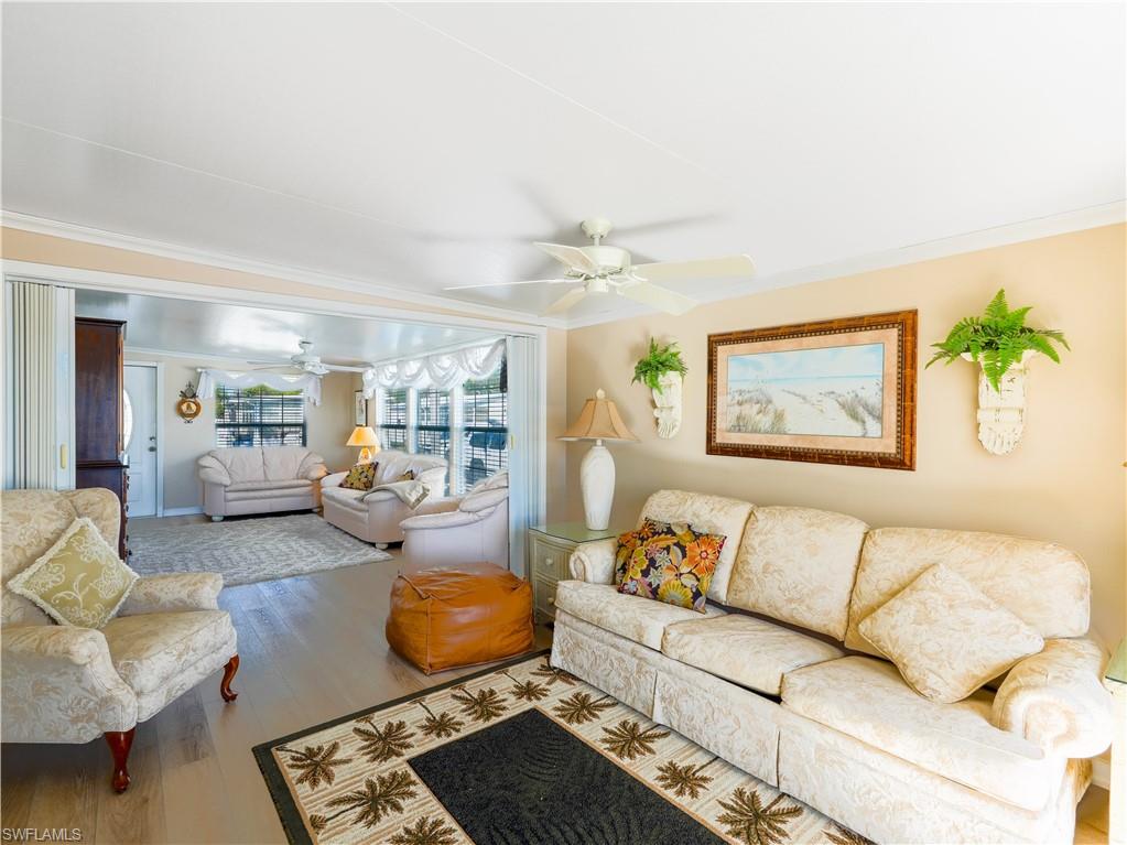 CRYSTAL LAKE RV RESORT - Residential