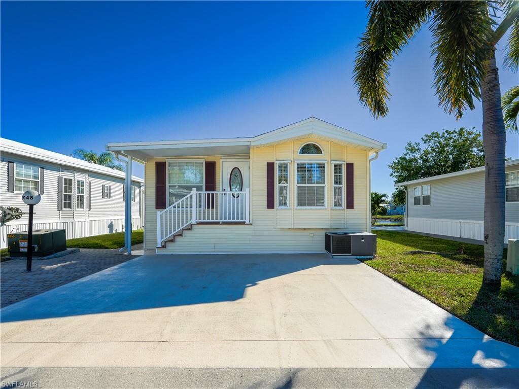 CRYSTAL LAKE RV RESORT - Residential