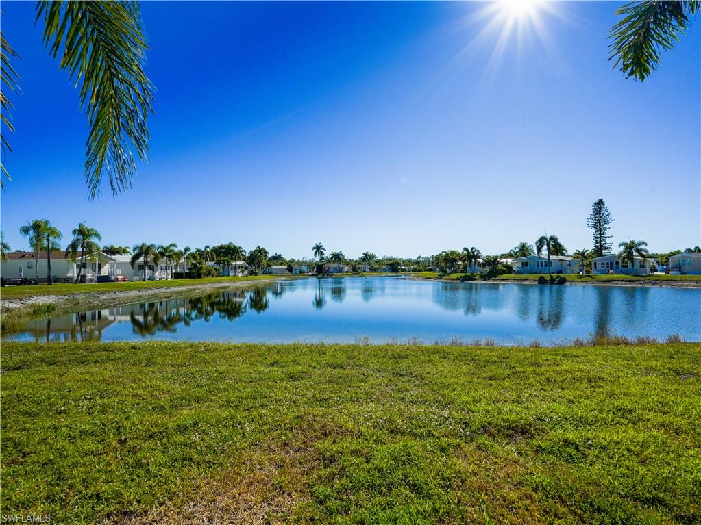 CRYSTAL LAKE RV RESORT - Residential