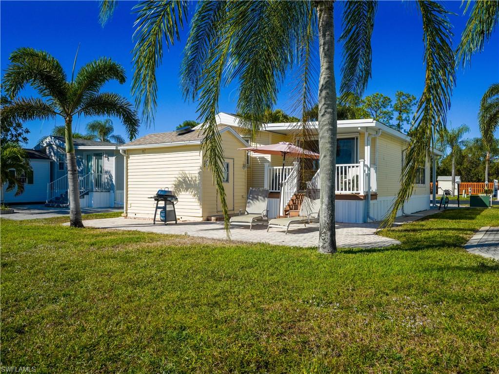 CRYSTAL LAKE RV RESORT - Residential