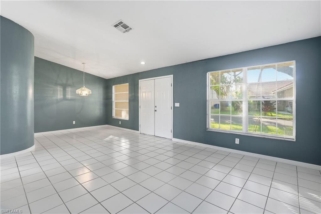 EAGLE POINTE - Residential