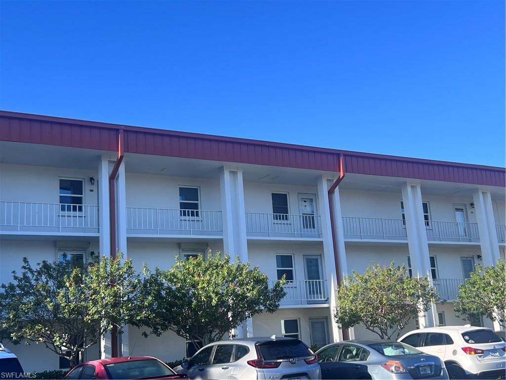 SEVEN LAKES - Residential