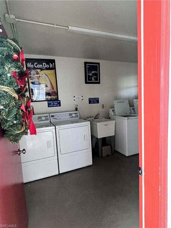 SEVEN LAKES - Residential