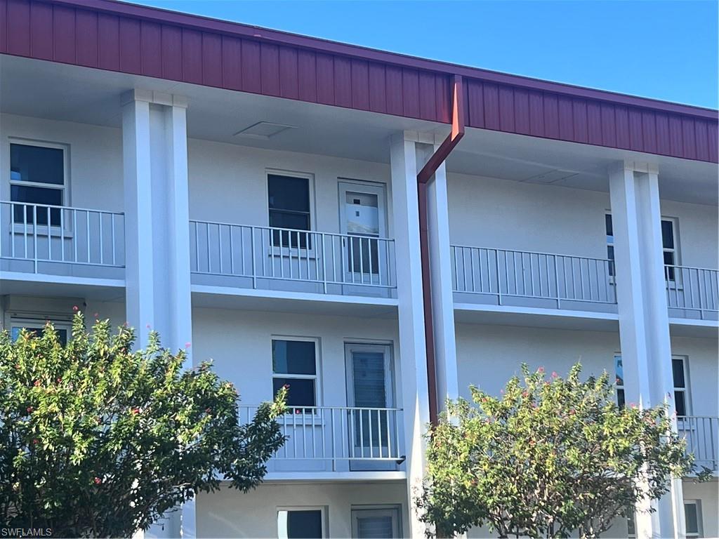 SEVEN LAKES - Residential