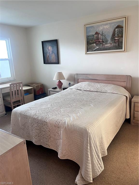 SEVEN LAKES - Residential