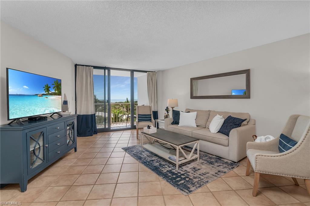 SOUTH SEAS - Residential