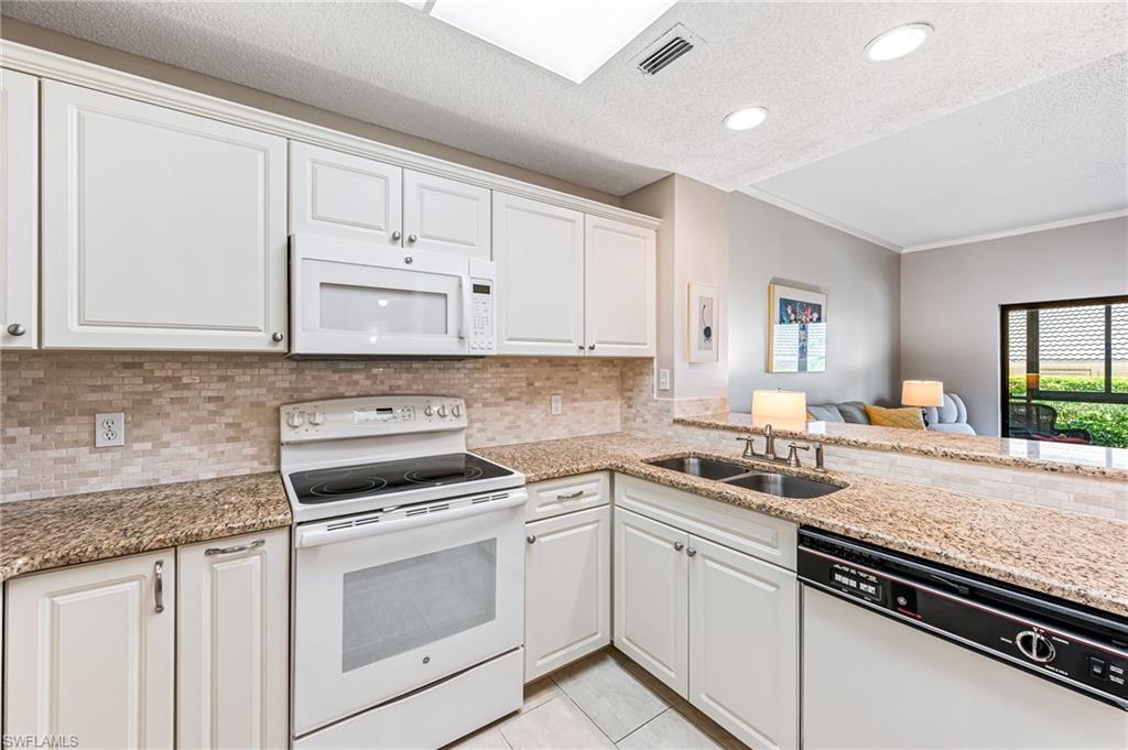 ARBOR TRACE - Residential