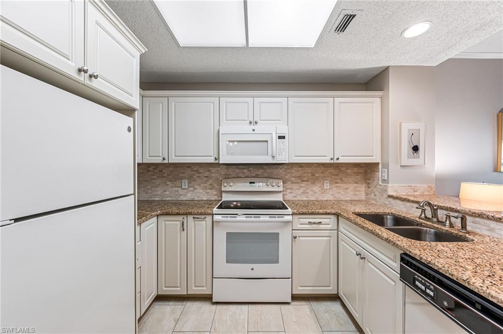 ARBOR TRACE - Residential