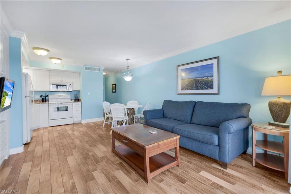 BAY VILLAS - Residential