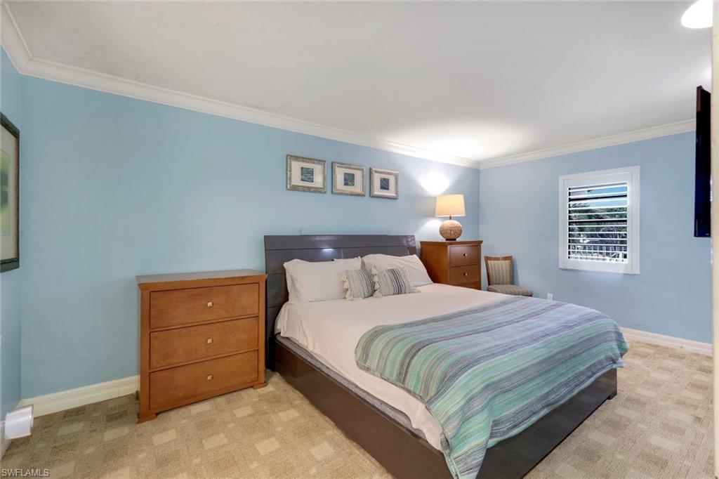 BAY VILLAS - Residential