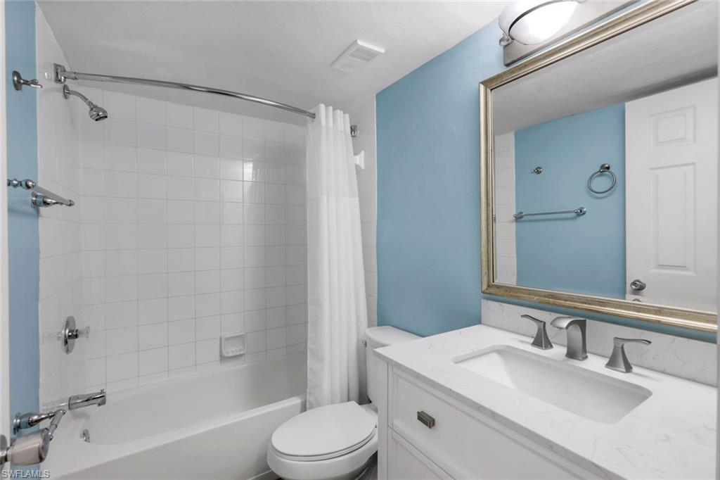 BAY VILLAS - Residential