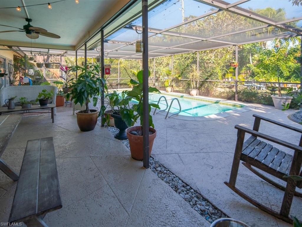 LAKEWOOD - Residential