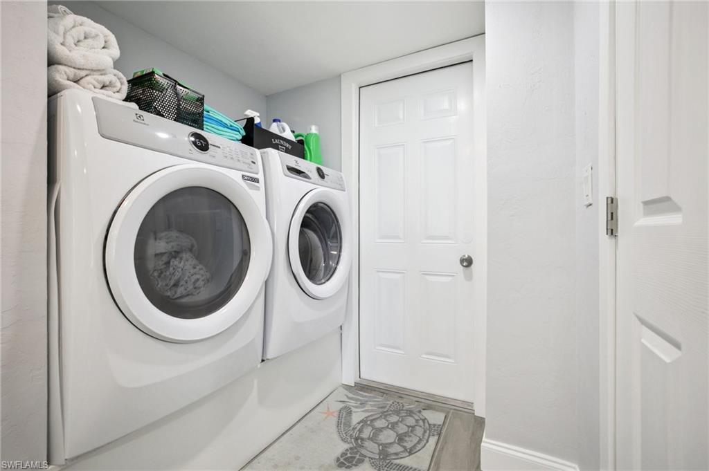 PALM BAY ESTATES - Residential