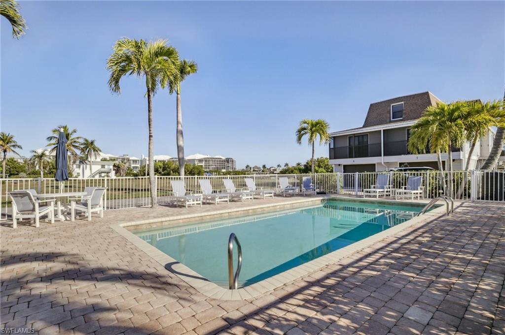 PALM BAY ESTATES - Residential