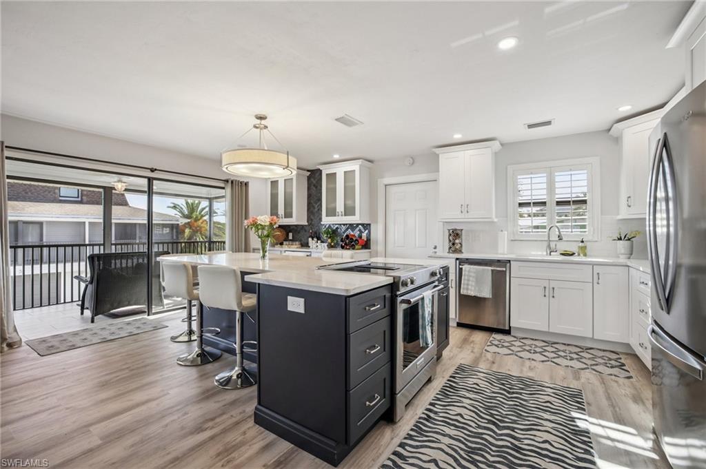 PALM BAY ESTATES - Residential