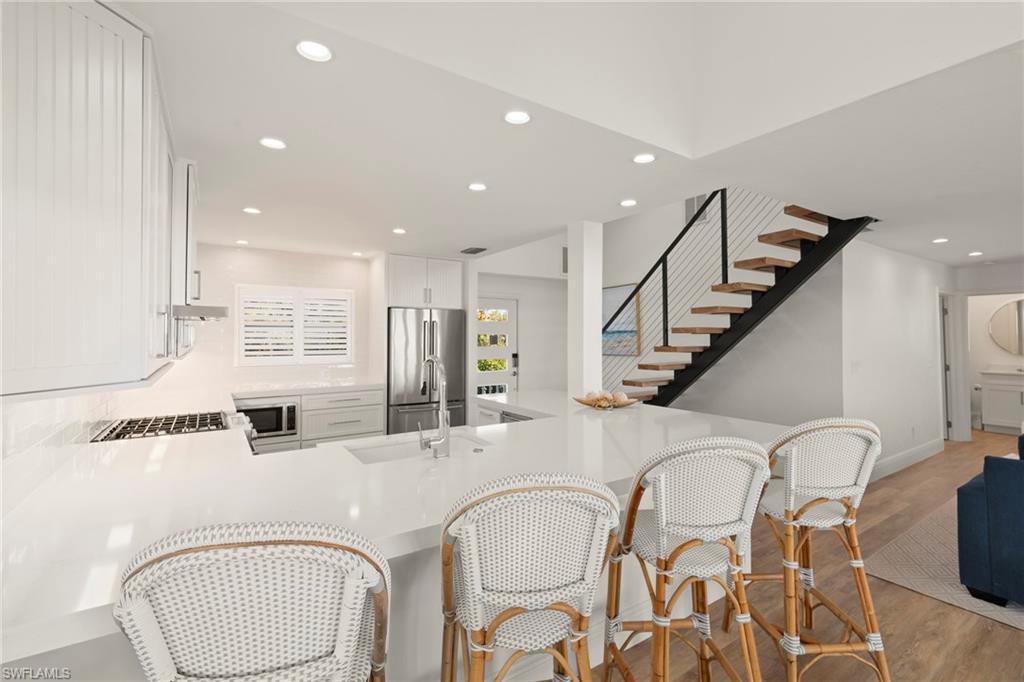 BEACH HOMES - Residential