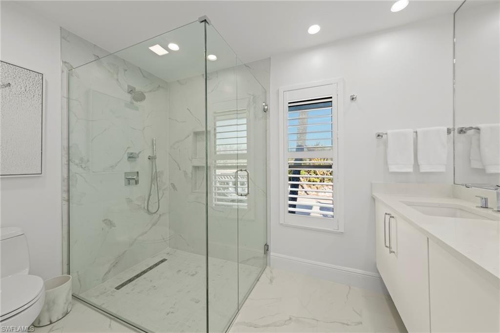 BEACH HOMES - Residential