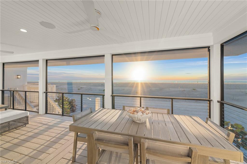 BEACH HOMES - Residential