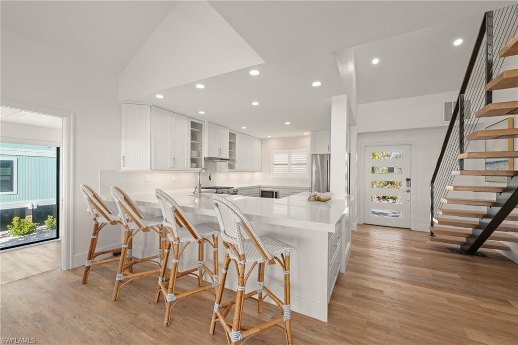 BEACH HOMES - Residential