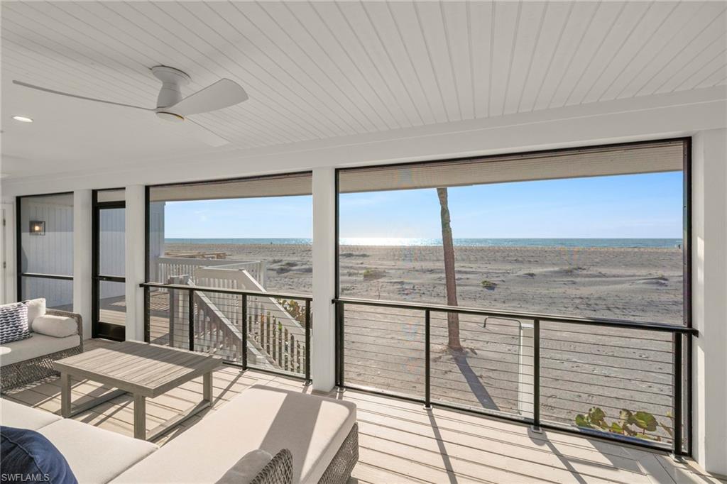 BEACH HOMES - Residential