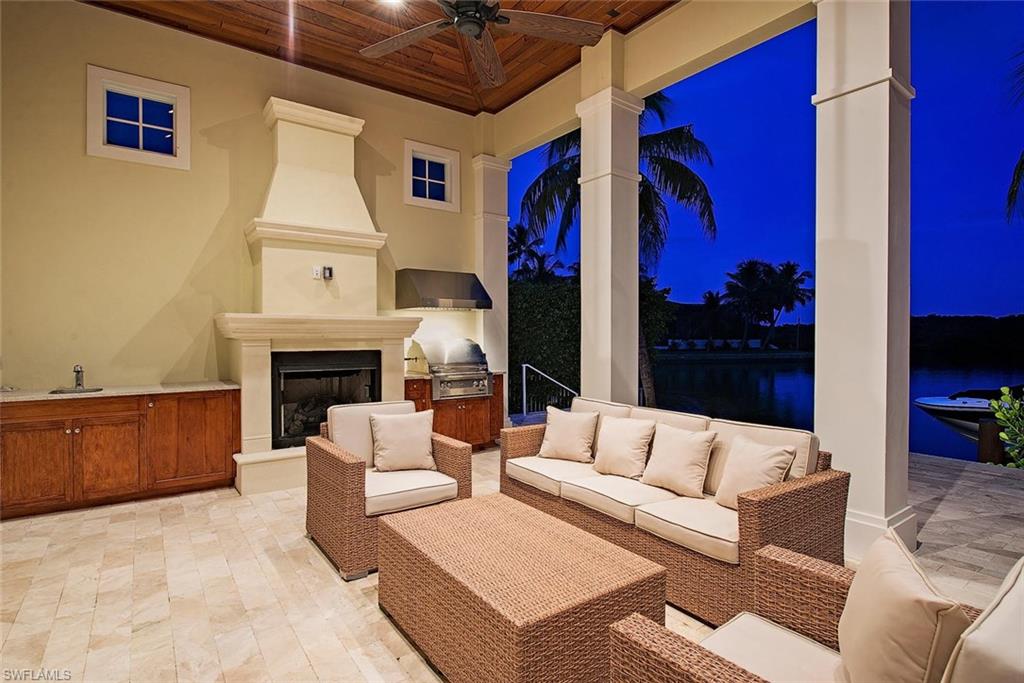 ROYAL HARBOR - Residential