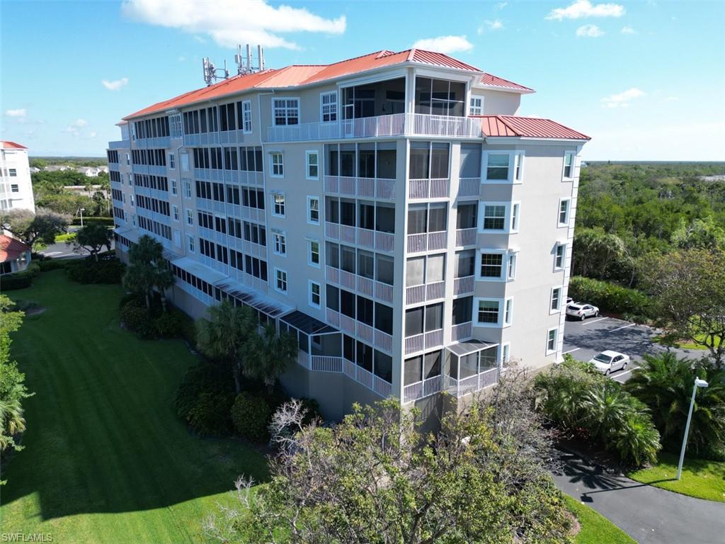 VINTAGE BAY - Residential