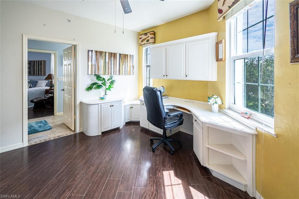 VINTAGE BAY - Residential