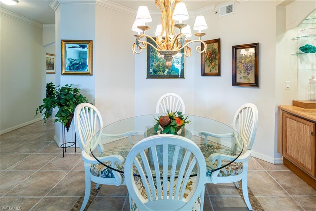 VINTAGE BAY - Residential