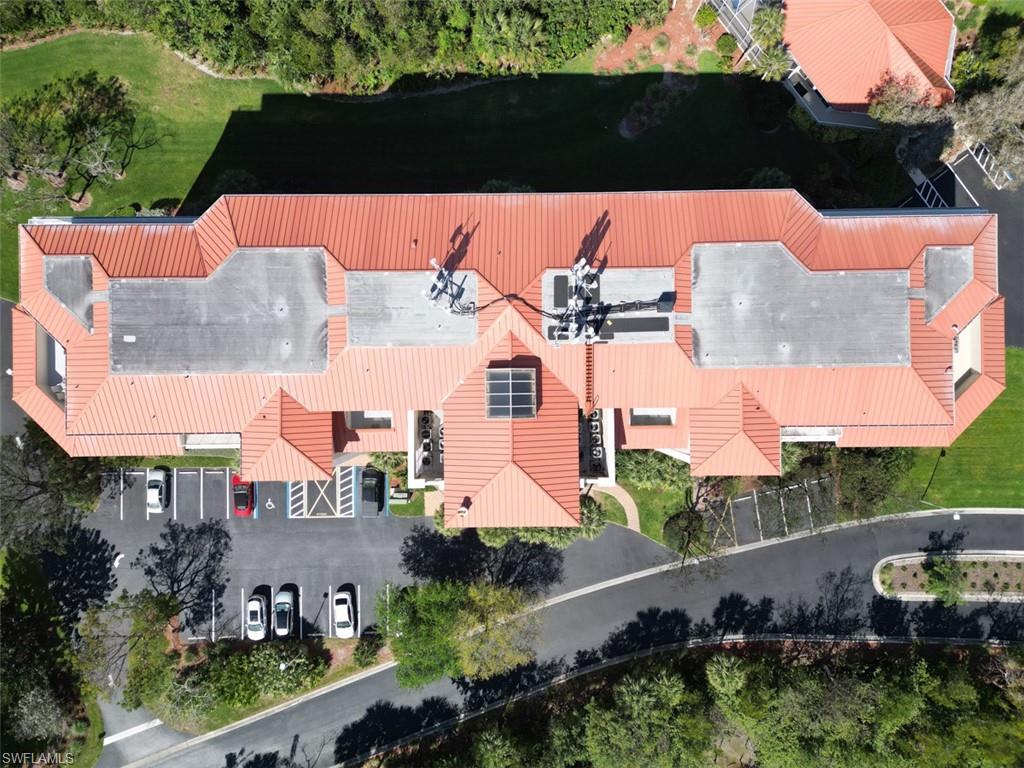 VINTAGE BAY - Residential