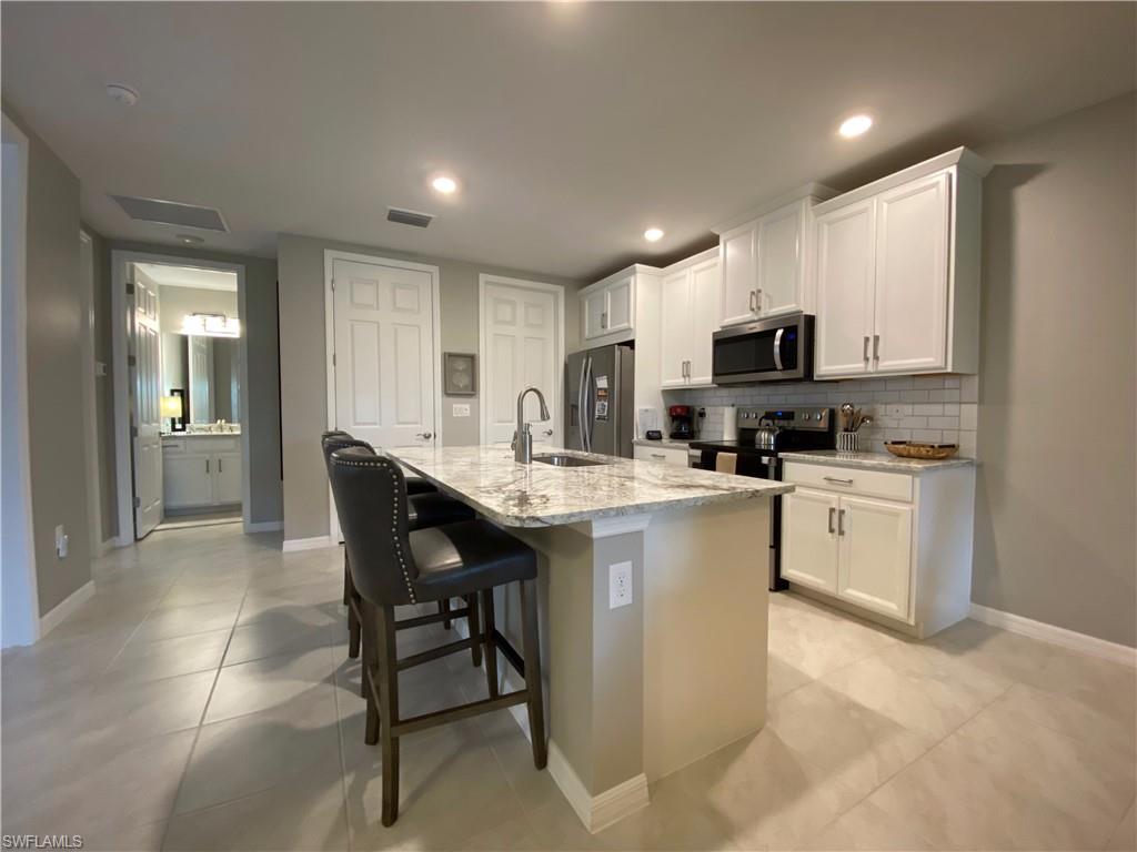 CORAL HARBOR - Residential Lease