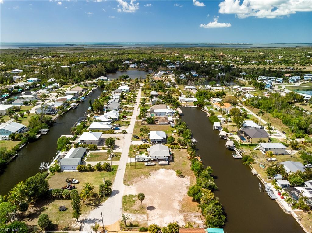 SERENITY COVE - Land