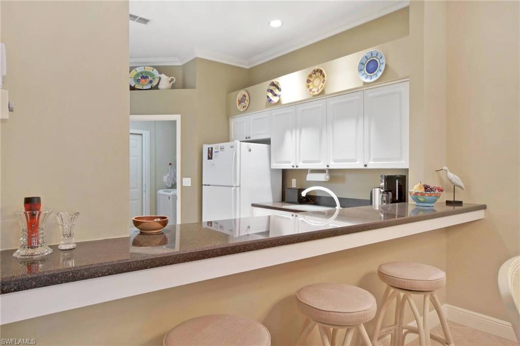 VILLAS AT OLDE HICKORY - Residential