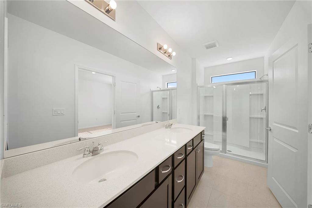 WHISPERING LAKES - Residential Lease