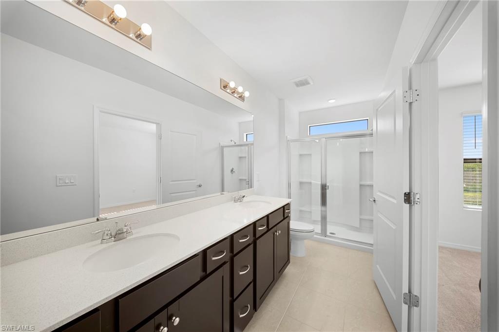 WHISPERING LAKES - Residential Lease