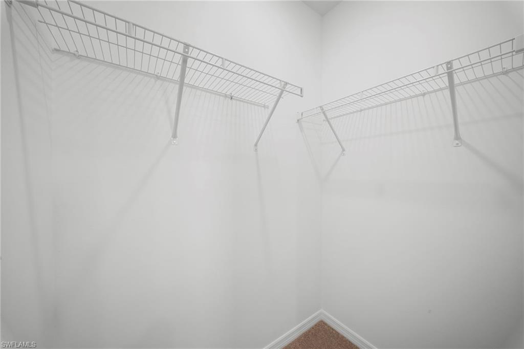 WHISPERING LAKES - Residential Lease