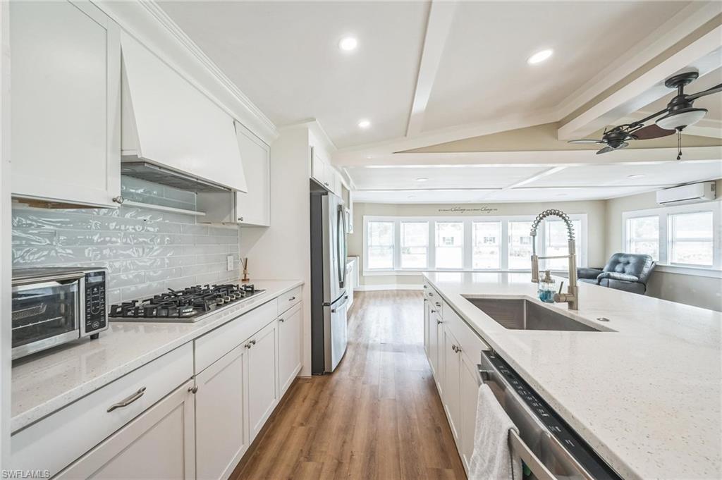 HENDERSON CREEK PARK - Residential