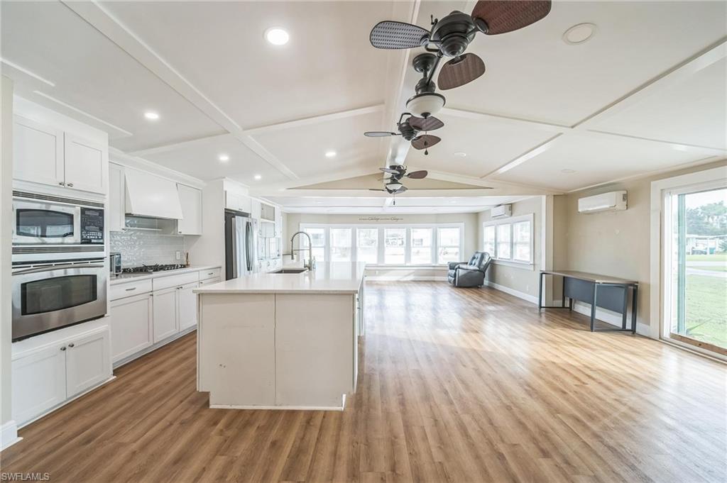 HENDERSON CREEK PARK - Residential